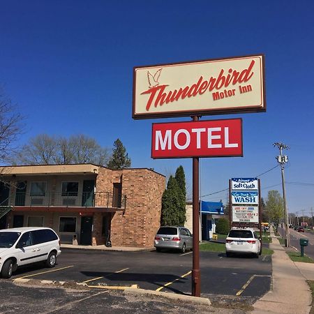 Thunderbird Motor Inn Baraboo Kültér fotó