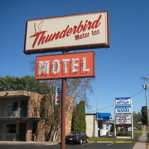 Thunderbird Motor Inn Baraboo Kültér fotó
